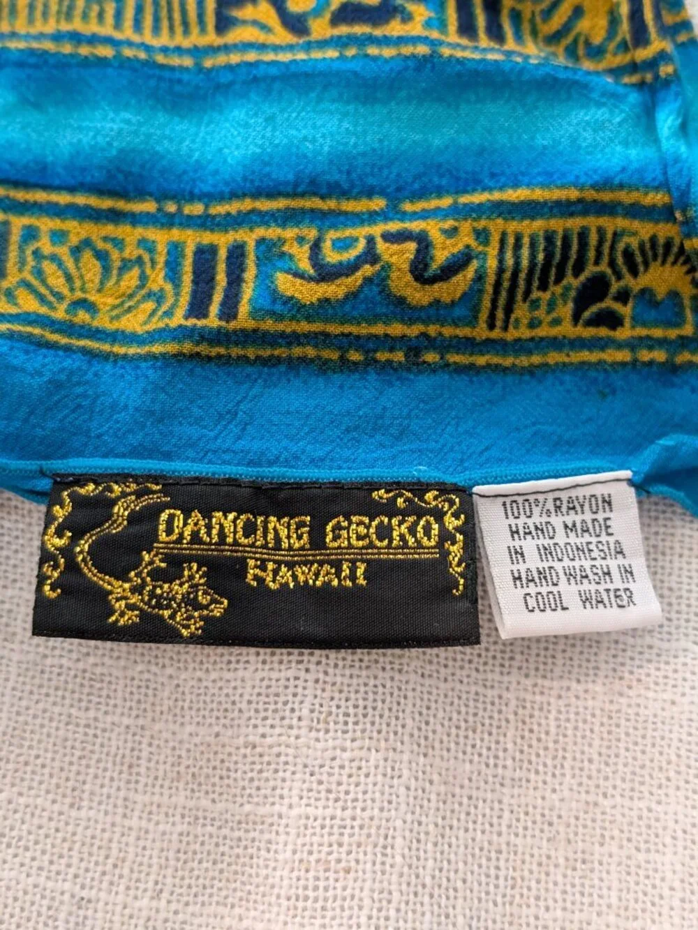 Dancing Grecko Hawaii Blue Gold Sarong / Shawl / Wrap 44